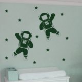 astronaut-room-750