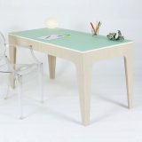 green-desk-580×579
